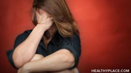 Many with bipolar disorder have suicidal thoughts. Suggestions for handling a suicidal depression. Also, how to prevent suicide over the long-term.